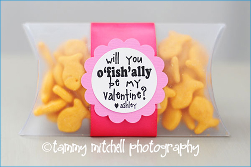 easy-DIY-kid-craft-valentines-card-7